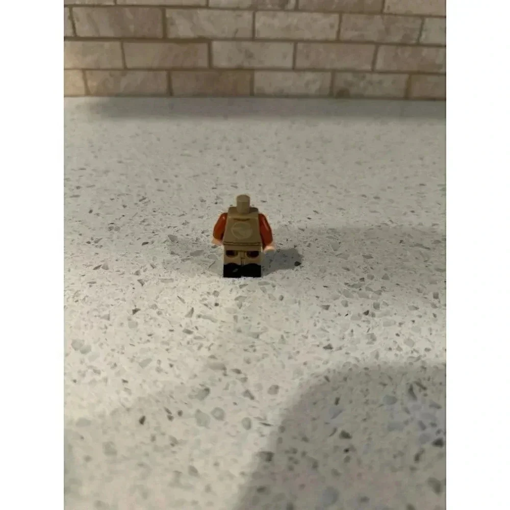 Lego Star Wars Ezra Bridger Minifigure  sd‎